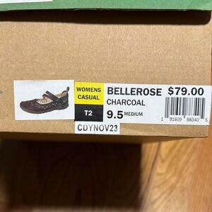 NWT Size 9.5. JBU Charcoal Women's Maryjane style